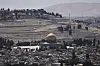A view of Jerusalem's Old City, with the Dome of the Rock shrine in the Al-Aqsa Mosque compound, closed to worshippers after Israel's Homefront Command banned public gatherings following an Israeli military strike on Iran on June 13. [AP/YONHAP]