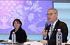 Minister of Culture, Sports and Tourism Yu In-chon speaks during a meeting on the development of the webtoon industry at Art Korea Lab in Jongno District, central Seoul, on Tuesday. [NEWS1]
