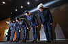 SK Telecom CEO Ryu Young-sang, center, bows during a public apology session at the company’s headquarters in Jung District, central Seoul on April 25. [YONHAP]