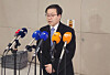 Trade Minister Yeo Han-koo speaks to reporters at Incheon International Airport on Feb. 5 after wrapping up his trip to Washington for tariff talks. [YONHAP]