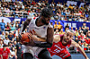 Jameel Warney of the Seoul SK Knights, left, vies against Xavier Cooks of Chiba Jets during the East Asia Super League final at Lapu-lapu Hoops Dome in the Philippines on Sunday. [XINHUA/YONHAP]