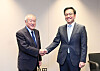 Korea’s Financial Minister Choi Sang-mok, right, and his Japanese counterpart Suzuki Shunichi pose for a photo during a meeting on the sidelines of the G20 Finance Ministers and Central Bank Governors Meeting in Washington on Tuesday. [MINISTRY OF ECONOMY AND FINANCE]