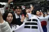 Tottenham Hotspur fans inside Tottenham Hotspur Stadium ahead of the match against Arsenal on April 28. [REUTERS/YONHAP]