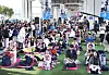 People space out during the Hangang Space-out Competition at Jamsu Bridge in Seocho District, southern Seoul, on May 11. [PARK SANG-MOON]