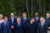Korean President Lee Jae Myung, center, takes a commemorative photo with global leaders at the G7 summit at Kananaskis, Alberta, Canada on June 17. [JOINT PRESS CORPS]