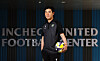 Incheon United manager Yoon Jong-hwan poses during an interview with the JoongAng Ilbo at the club's training center in Incheon on June 5. [JOONGANG ILBO]