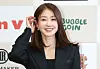 Actor Lee Si-young poses on the red carpet for the Korea Gold Awards Festival in Gangnam District, southern Seoul, on Nov. 18, 2024. [NEWS1]