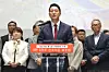 Seoul Mayor Oh Se-hoon, center, announces a plan to break ground on 85,000 housing units across 85 redevelopment and reconstruction sites over the next three years at Seoul City Hall on Feb. 26. [NEWS1]
