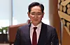Lee Jae-yong, executive chairman of Samsung Electronics, arrives at Gimpo International Airport on March 28 after a trip to China. [YONHAP]