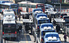 Commuters take buses from Seoul Station Bus Transfer Center in downtown Seoul on Feb. 26. [YONHAP]