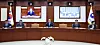 Acting President and Prime Minister Han Duck-soo holds a meeting of ministers to discuss the current state affairs at the Government Complex Seoul on April 10. [JOINT PRESS CORPS]