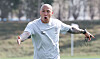 Cha Du-ri, then a Korean national team assistant coach, instructs players during training in Doha, Qatar on Jan. 18. [NEWS1]