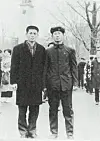 Kim Moon-soo, right, poses for a photo with his brother on his first day at Seoul National University in an undated photo. [JOONGANG ILBO]
