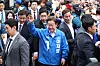 Lee Jae-myung, presidential candidate of the Democratic Party (DP), waves to supporters during a campaign rally in Busan on May 14. [JOINT PRESS CORPS]