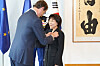 Ambassador of France to Korea Philippe Bertoux, left, awards Officier of the Legion d'honneur to Corea Image Communication Institute Founder and President Choi Jung-wha at the French Embassy in central Seoul on May 15. [COREA IMAGE COMMUNICATION INSTITUTE]