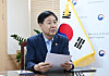 Deputy Prime Minister and Minister of Economy and Finance Koo Yun Cheol presides over a policy meeting on restructuring in the petrochemical industry at Government Complex Seoul in Jongno District, central Seoul on Aug. 17. [YONHAP]