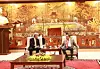 This photo shows the company's Chairman Jung Won-ju, left, at a meeting with the Hanoi People's Committee Chairman Tran Sy Thanh in the Vietnamese capital on March 4. [DAEWOO ENGINEERING & CONSTRUCTION]