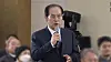 The Democratic Party held a Supreme Council meeting on Feb. 9 and expelled Jindo County Governor Kim Hee-soo from the party over remarks widely criticized as disparaging foreign women. Kim had said during a Feb. 4 “traveling town hall meeting” on administrative integration between Gwangju and South Jeolla, held at the Haenam Culture and Arts Center, that if population decline could not be resolved, “young virgins from places like Sri Lanka or Vietnam should be imported so rural bachelors can marry.” [MOKPO MBC YOUTUBE CAPTURE]