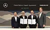 Executives from Mercedes-Benz and Samsung SDI, including Mercedes-Benz Chairman Ola Kallenius, far right, and Samsung SDI CEO Choi Joo-sun, second from left, take a photo after signing a battery supply deal in southern Seoul on April 20. [MERCEDES-BENZ KOREA]