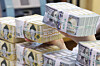 U.S. and Korean bills at a branch of Hana Bank in central Seoul on April 3[YONHAP]