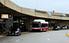 A bus picks up passengers bound for gates located in other terminals at Kansas City International Airport in Kansas City on Nov. 1, 2017. [AP/YONHAP]