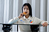 Snowboarder Choi Ga-on poses during an interview with the JoongAng Ilbo in Gangnam District, Southern Seoul, on April 10. [JOONGANG ILBO]