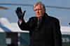 U.S. President Donald Trump waves after arriving on Air Force One, on March 18 at Joint Base Andrews in Maryland. [AP/YONHAP]