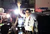 Independent candidate Han Dong-hoon greets supporters as he leaves his campaign office in Busan's Buk District early on June 4. [NEWS1]