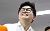 Independent candidate Han Dong-hoon smiles early on June 4 at his campaign office in Busan's Buk District as his by-election win is confirmed. [NEWS1]