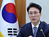 Prime Minister Kim Min-seok speaks during a meeting of ministers in Seoul on May 20 to discuss measures to ensure fairness in the June 3 local elections. [YONHAP]