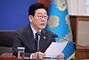 President Lee Jae Myung speaks during a Cabinet meeting at the Blue House in central Seoul on March 24. [JOINT PRESS CORPS]