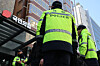 Members of a joint prosecution-police investigation team search the People Power Party’s central headquarters in Yeouido, western Seoul, on March 3. [YONHAP]