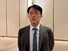 Samsung Display CEO Yi Chung speaks to reporters in Songpa District, southern Seoul, on March 12. [YONHAP]