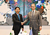 Finance Minister Koo Yun-cheol, left, shakes hands with U.S. Treasury Secretary Scott Bessent during his visit to New York to attend the Korea Investment Summit on Sept. 24, 2025. [NEWS1]