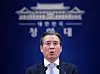 Policy Chief Kim Yong-beom briefs reporters at the Blue House on April 27. [YONHAP]