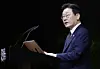 President Lee Jae Myung speaks during a state dinner hosted by Singaporean President Tharman Shanmugaratnam at Capella Singapore on March 2. [YONHAP]