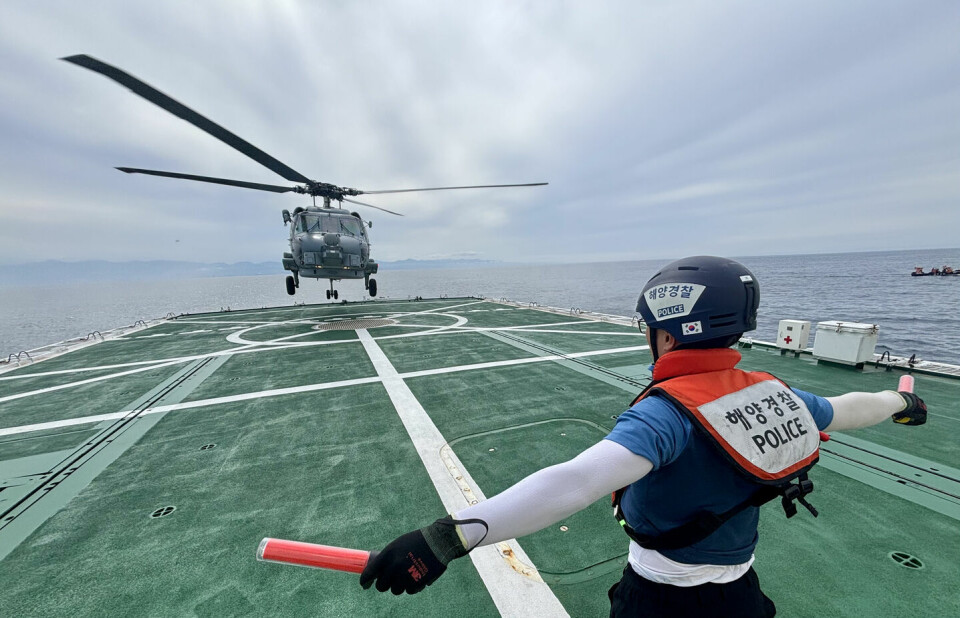 Navy, Coast Guard train together