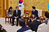 President Lee Jae Myung, right, and Chinese Vice Premier He Lifeng meet at the Blue House in Jongno District, central Seoul, on May 13. [YONHAP]