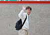Lee Kang-in of the Korean national football team waves upon arriving at Zions Bank Training Center in Utah on June 1. [NEWS1]