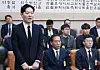 Prosecutor Park Sang-yong requests an opportunity to explain himself after refusing to take a witness oath during a hearing on allegations of fabricated prosecution in the Ssangbangwool remittance-to-North Korea case at the National Assembly special committee investigating alleged politically motivated prosecutions by prosecutors under the Yoon Suk Yeol administration in Yeouido, western Seoul, on April 14. [Lim Hyun-dong]
