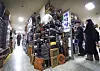 People browse antiques in front of a shop at the Dapsimni Antique Shopping Mall on March 11. [PARK SANG-MOON]