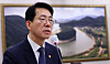 Oceans Minister Hwang Jong-woo speaks at a parliamentary oceans committee meeting at the National Assembly in Seoul on April 23. [YONHAP]