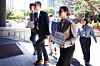 Members of a special investigation committee on the 2022 Itaewon disaster enter the Seoul Western District Prosecutors’ Office to submit a complaint against the head of the Yongsan ward office, Park Hee-young, on May 8. [YONHAP]