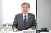 Foreign Minister Cho Hyun speaks during a meeting with Korean petrochemical industry representatives at the Korea Chemical Industry Association in Jongno District, central Seoul, on April 17. [MINISTRY OF FOREIGN AFFAIRS]