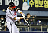 LG Twins' Lee Ju-heon hits a home run during a game with Samsung Lions on May 14. [NEWS1]