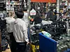 Customers line up outside a vintage digital camera store inside Sewoon Plaza in Jongno District, central Seoul, on May 20, amid a surging retro tech trend. [IM SOUNG-BIN]