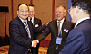 Hyundai Motor Chair Euisun Chung, second from right, shakes hands with CATL Chairman Robin Zeng Yuqun, far left, during a business forum held in Beijing, in this file photo from Jan. 5. [YONHAP]