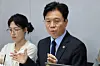 Labor Minister Kim Young-hoon speaks during a press luncheon with reporters at the government complex in Sejong on May 27. [YONHAP]