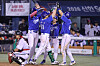 Samsung Lions players celebrate after Jeong Byeong-woo hits a grand slam against the LG Twins during the club's KBO regular-season game at Jamsil Baseball Stadium in Songpa District, southern Seoul, on May 12, in this photo provided by the Lions. [YONHAP]
