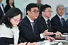 Minister of Culture, Sports and Tourism Chae Hwi-young, second from left, speaks during a meeting with his French counterpart at a venue in Jongno District, central Seoul, on April 3. [YONHAP]